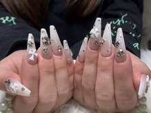 モアネイル 新宿/