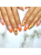 ベーラ(Bella)/スカルプフレンチひまわりアート