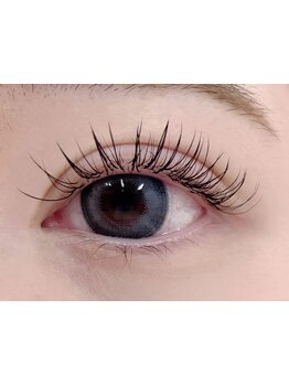 ボリュームのある目元にしたい