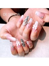 ディセンシア(DE:SENCIA)/