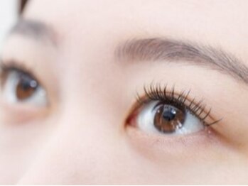 フォレスト(Forest)の写真/抜群のモチの良さ!次世代マツエク【LEDエクステ】施術後すぐに洗顔OKなので、お仕事帰りの方も大歓迎です◎