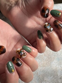 ルポアンドロア(Repo&Roit)の写真/デザインにお悩みのお客様に！周りと差がつく“自分らしさ”を纏う、エッジの効いた個性派ネイルをご提案◎