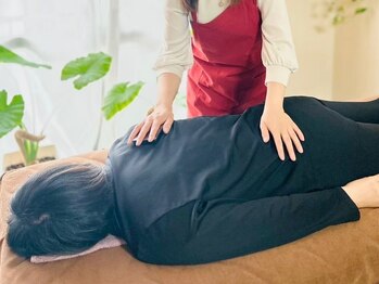 アウル(Auru)の写真/大人気サロンが登場◎ハーブ蒸しや耳つぼジュエリー、セルフホワイトニングなど様々なメニューをご用意♪