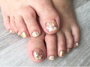アミネイルズ(AmiNails)/シェルフット♪
