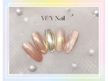 ワイアンドワイ(Y&Y)/人気のゴールド色デザイン