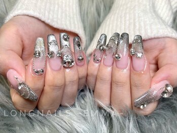 ロングネイルズ エマ(LongNails-Emma)/持ち込みゴージャス