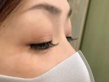 ドゥ エイチ(deux h)/伏し目がちに色っぽく♪