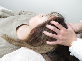 チャーパ(CAAPA)の写真/【デスクワーク疲れの方オススメ】極上炭酸ヘッドスパ30min¥3300　当日予約◎施術後のすっきり感がやみつき