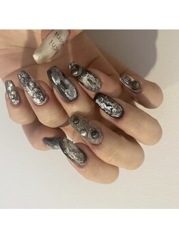 ヌア(nur.)/ブラック×シルバーnuance