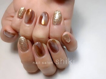 シキ 辻堂店(shiki)/トレンドネイル ￥6800
