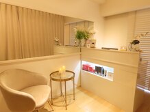 カンナ(CANNA)の雰囲気(店内はホワイト基調の空間にこだわり癒される贅沢な時間を…)