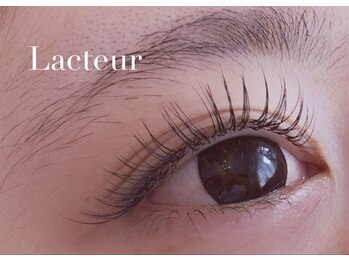 ラクトゥール(Lacteur)/セーブル160本◆華やかな印象