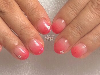 レイネイル(Ray nail)/血色感アップの赤グラデーション