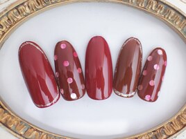 チョコレートカラー　ドット