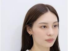 アトリエ ホホ(atelier hoho)の雰囲気（眉スタイリング／アーチ眉を少しなだらかに。緩やかなアーチ）