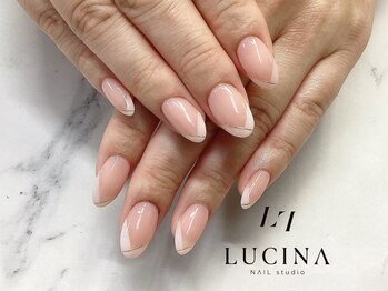 ネイルスタジオ ルキナ(LUCINA)/c-467 大人可愛いフレンチネイル