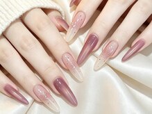アキラネイルサロン(Akira nail salon)の雰囲気（パーツつけ放題メニュー！ラメとパーツでお姫様ネイル♪）