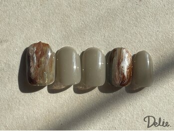 デリエ(Delie)/HAND BASIC