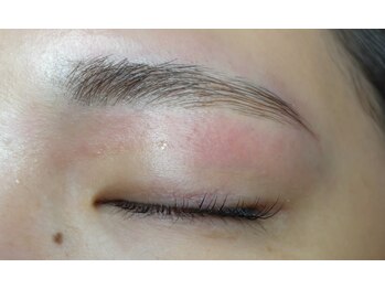 ナナリスボン 福岡(NANA LISBON)/アイブロウ