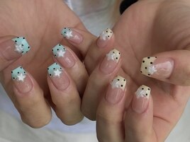 ドットネイル・フレンチ
