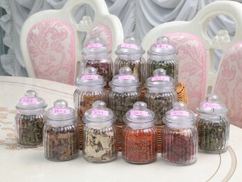 ベル(Belle)/韓方ハーブよもぎはじめ10種類