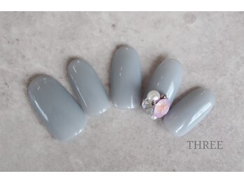 スリー 自由が丘(THREE)/定額★艶グレー×MIXビジュー