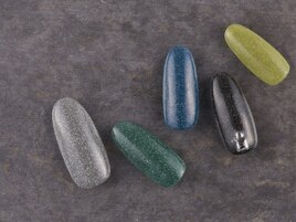 クールフラッシュネイル