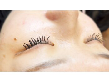 アースコアフュールボーテ 成田店(EARTH coiffure beaute)/フラットラッシュ♪140本