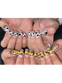 派手ネイルアート