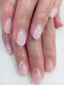 ネイルサロン ティアラリュクス 市川北口店(Tiara Luxe)/シンプルグラデ