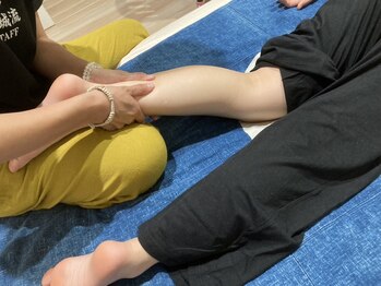 アバンダンシア(Abundantia)の写真/自慢のオイルリンパドレナージュ♪人の身体にとって不要な老廃物を排出促進◎太もものハリ・脚のむくみ解消
