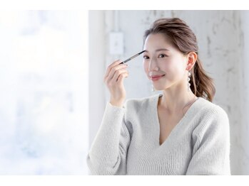 マユカ 福岡薬院店(Mayuka)の写真/【大人気☆美眉アイブロウWAX（間引き＆メイク込み）】眉毛パーマや眉WAXで垢抜け美眉に♪