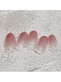 パープルの爪屋/キラキラ感アップグラデーション