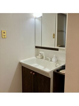 トータルビューティーサロン コウ(KOU)/メイクルーム