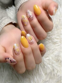 イリスネイル アンド ビジュー(E’risnail&Bijew.)/チューリップネイル
