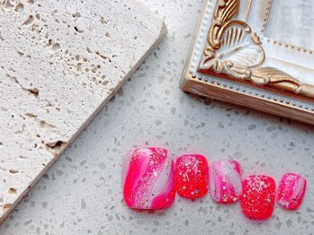 ネイルサロン&スクール ジーナ(GINA)/ビビっドニュアンスネイル