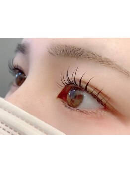 ナチュラル上品な目元にしたい