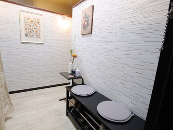 モアビューティ 千葉中央(MORE BEAUTY)/入口・待合いスペース