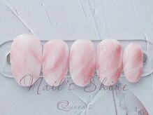 ネイルズシャインクイーンズ(nail's Shine Queen's)/上品トレンドアート