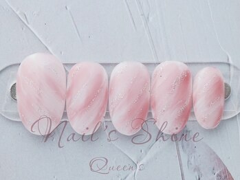 ネイルズシャインクイーンズ(nail's Shine Queen's)/上品トレンドアート