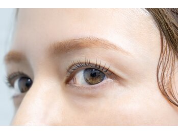 ティントアイラッシュ 東久留米店(tinto eyelash)の写真/高技術×丁寧なカウンセリングで初めての方も◎日本製のグルーを使用した施術で持続力UP★[東久留米駅1分]