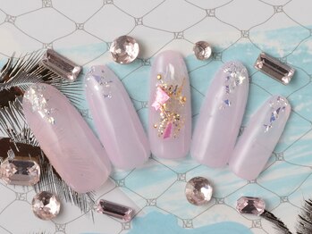 キラキラ大人ネイル