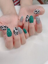 らん ネイル/グリーンキルティング！