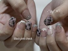アイネイルズ 天神今泉店(I-nails)/【hinako.t】韓国ピンクチェック
