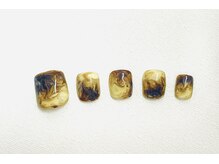 ヌイ(Nui)/フットシンプルデザイン