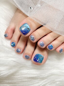 パレット(Palette)の写真/心斎橋/なんば/マグネット/大人可愛いニュアンスフットネイル♪