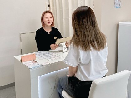 ホワイト(WHITE)の写真