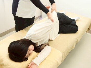 シセ 町田店(si'se)/猫背矯正/町田駅姿勢/町田猫背