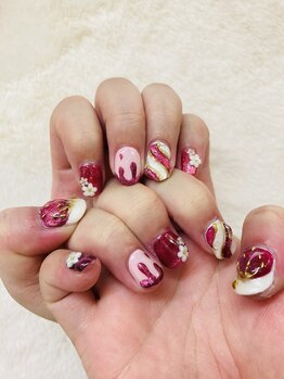 爪ゃ/いちごちゃんな爪