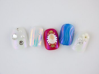 イズネイル(izu Nail)/